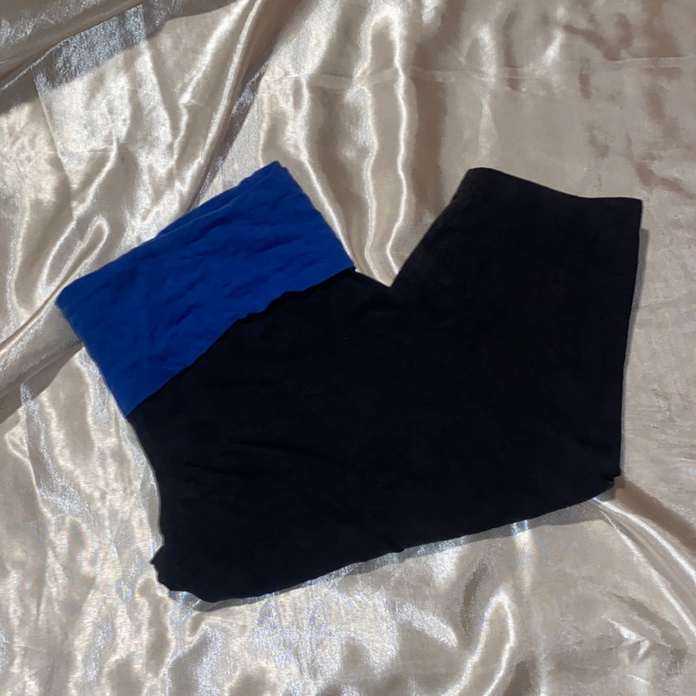 Pink vs Kansas City royals Capri leggings size large